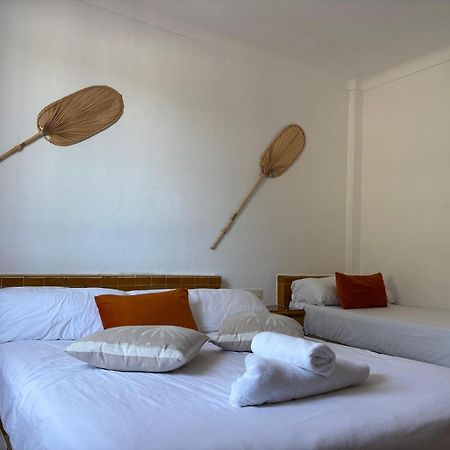 Es Grop Apartamentos Portinatx Buitenkant foto